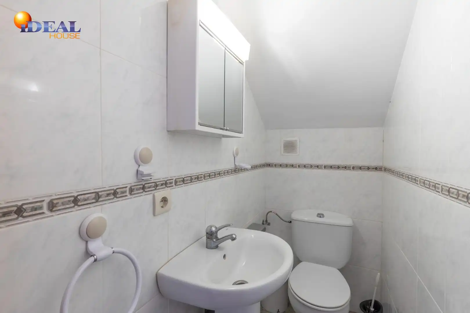 Reihenhaus zum Verkauf in Calle TVAL BLAS DE OTERO 4, imagen 16