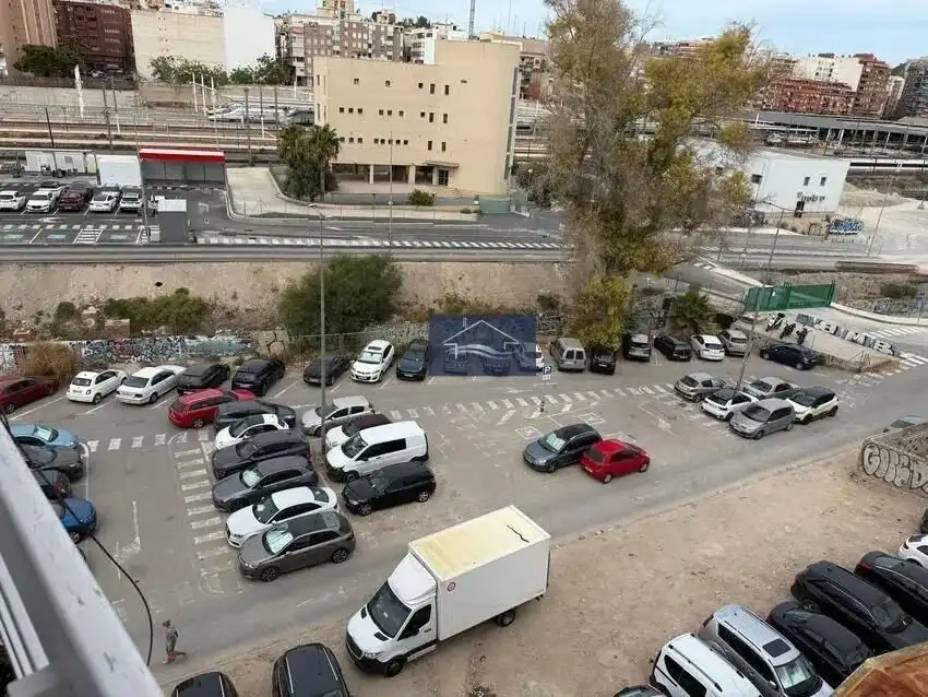 Aparcament de Pis en venda en Alicante / Alacant amb Parquet, Forn i Rentadora