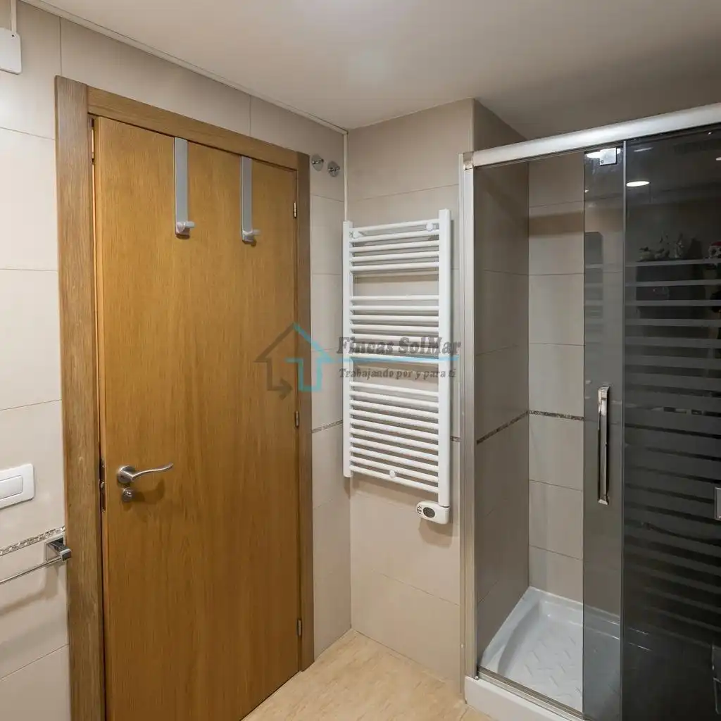 Bany de Apartament en venda en Castellón de la Plana / Castelló de la Plana amb Aire condicionat, Calefacció i Parquet