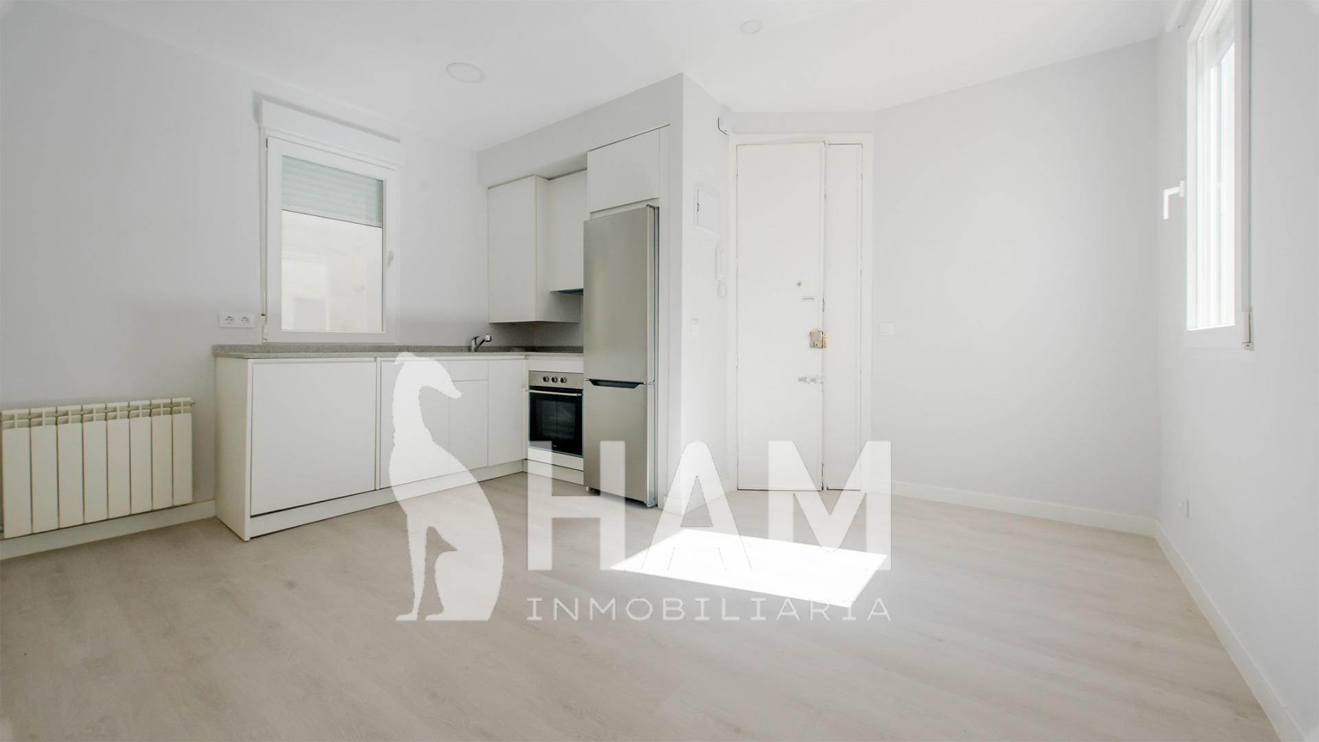 Bedroom of Apartment for sale in  Madrid Capital  with Air Conditioner and Heating