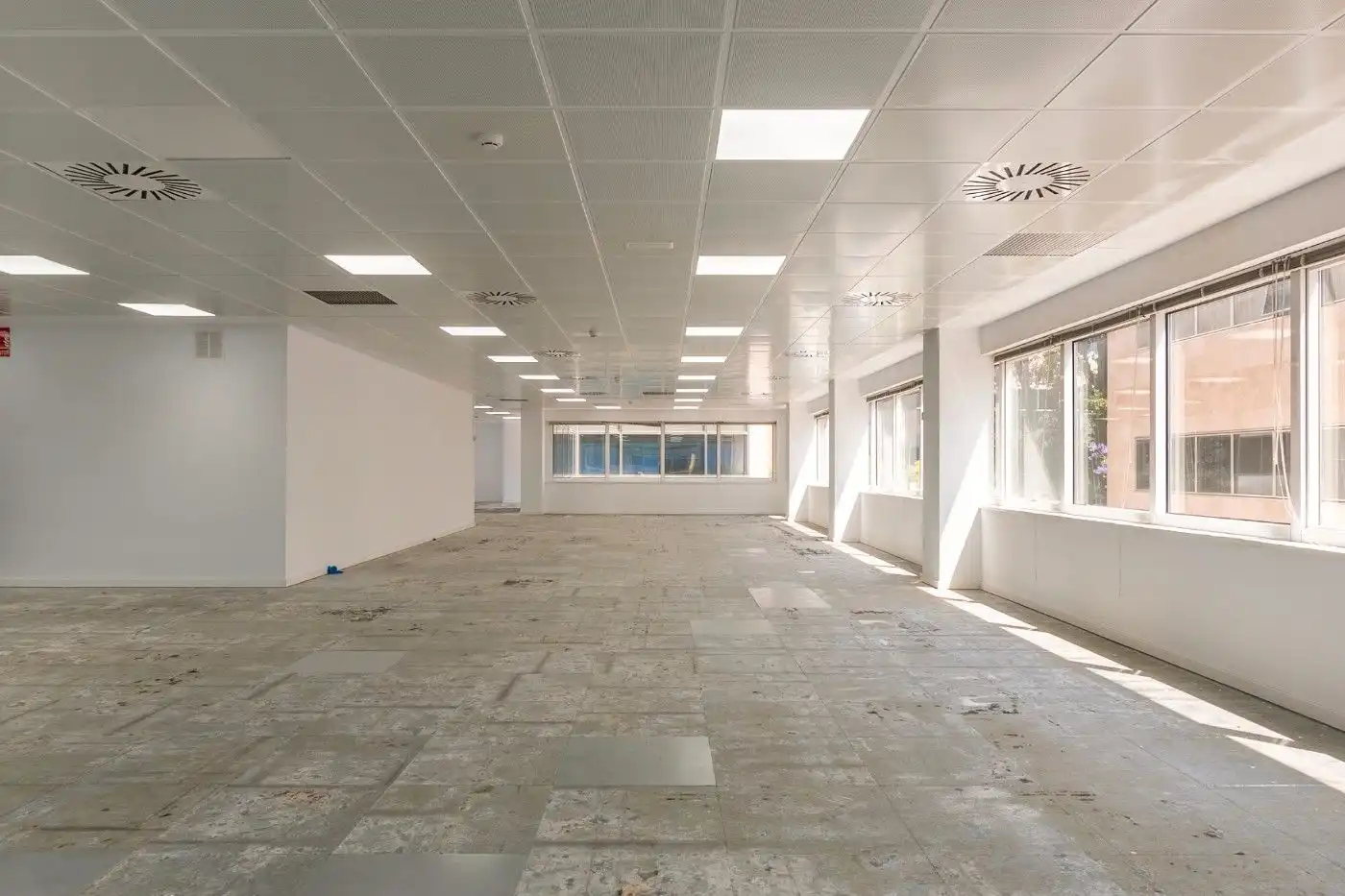 Bureau à louer à Almeda - El Corte Inglés, imagen 14