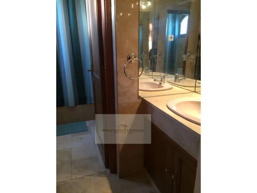 Houses for rent in Avenida Golondrinas, Atalaya - Isdabe