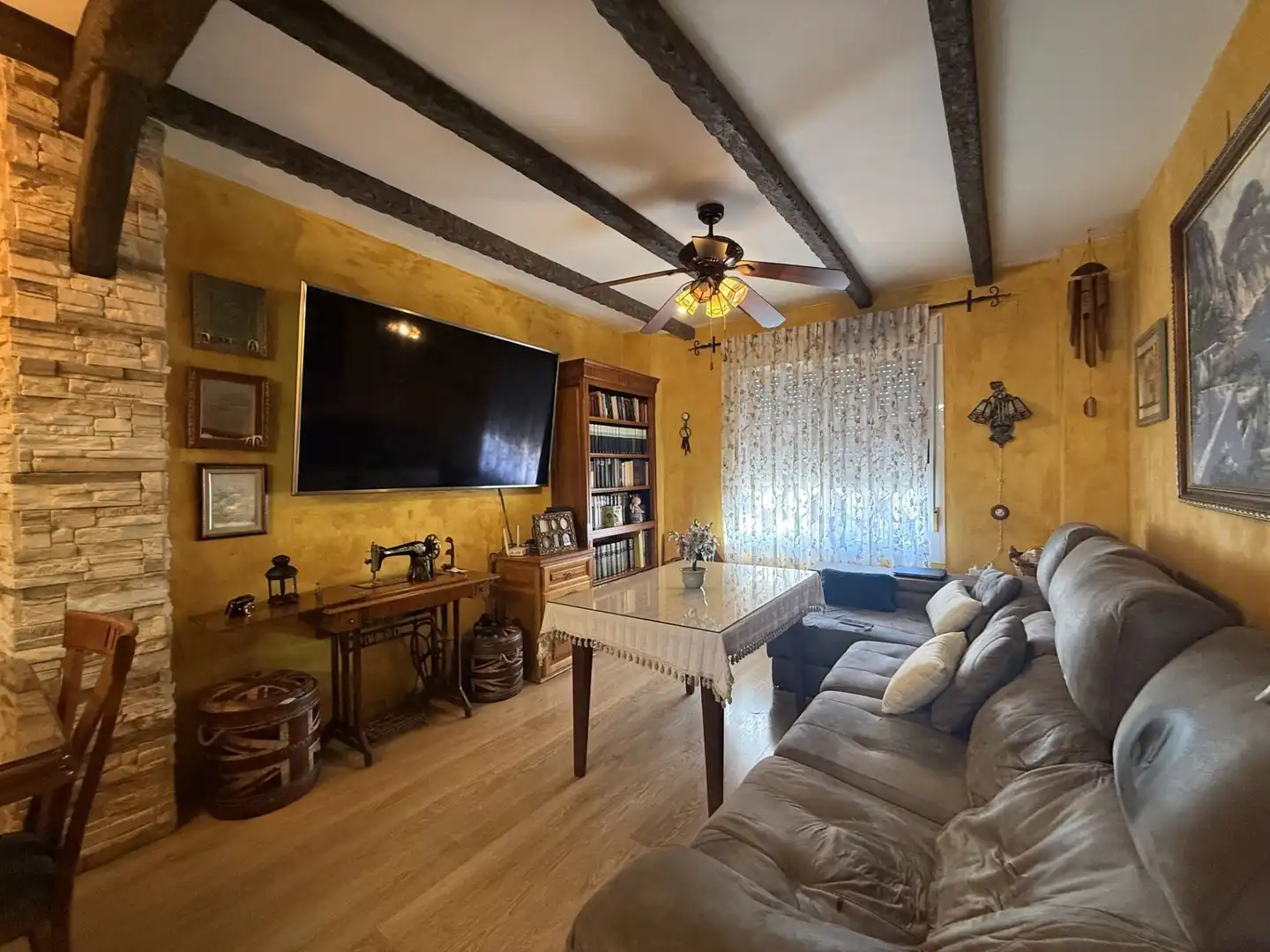 Sala de estar de Casa adosada en venta en Aljaraque con Aire acondicionado, Terraza y Piscina comunitaria