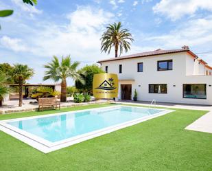 Vista exterior de Casa o xalet en venda en Jávea / Xàbia amb Aire condicionat, Terrassa i Piscina