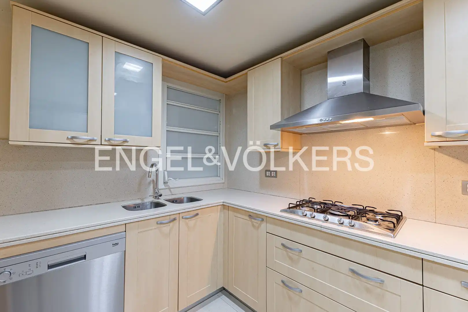 Kitchen of Flat for sale in Barcelona  with Air Conditioner, Heating and Private garden