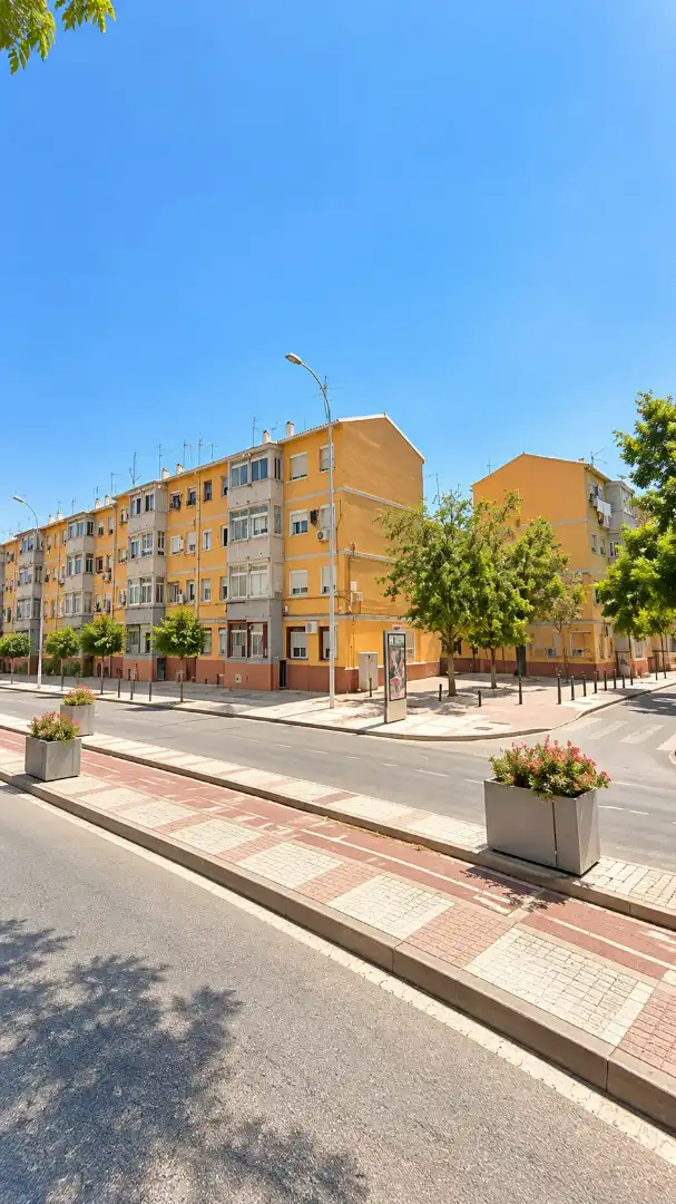 Vista exterior de Piso en venta en Cruz de Humilladero