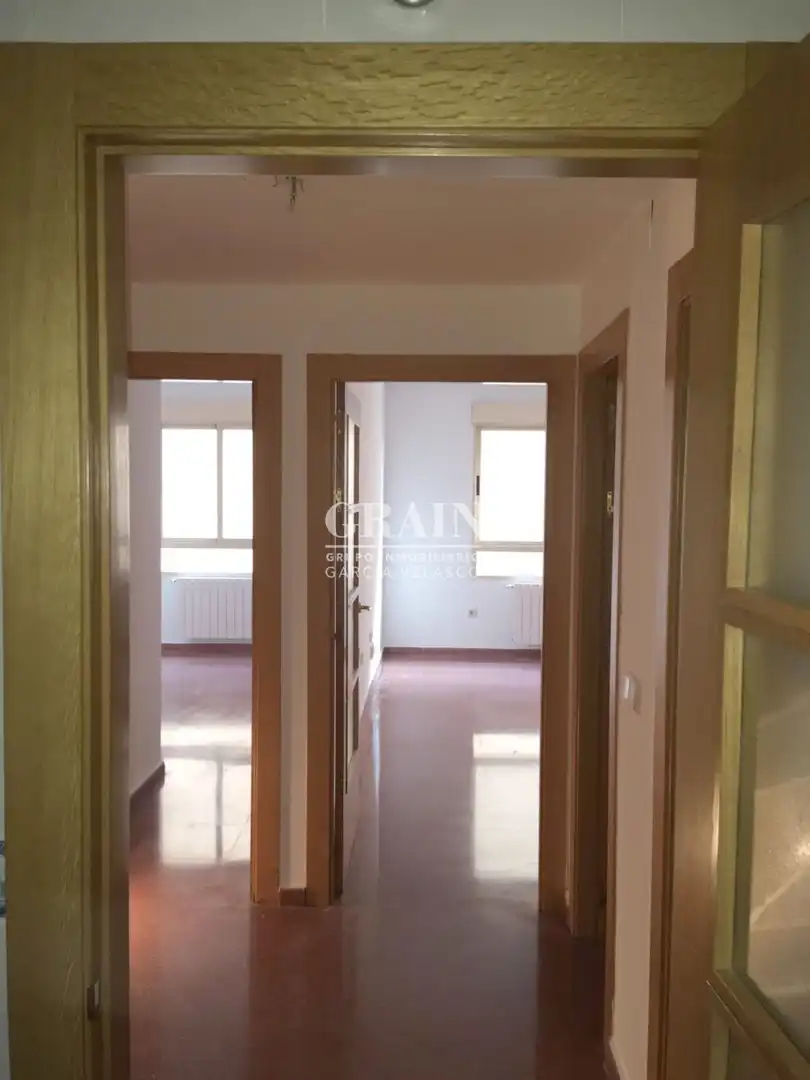 Piso en venta en Albacete con Calefacción