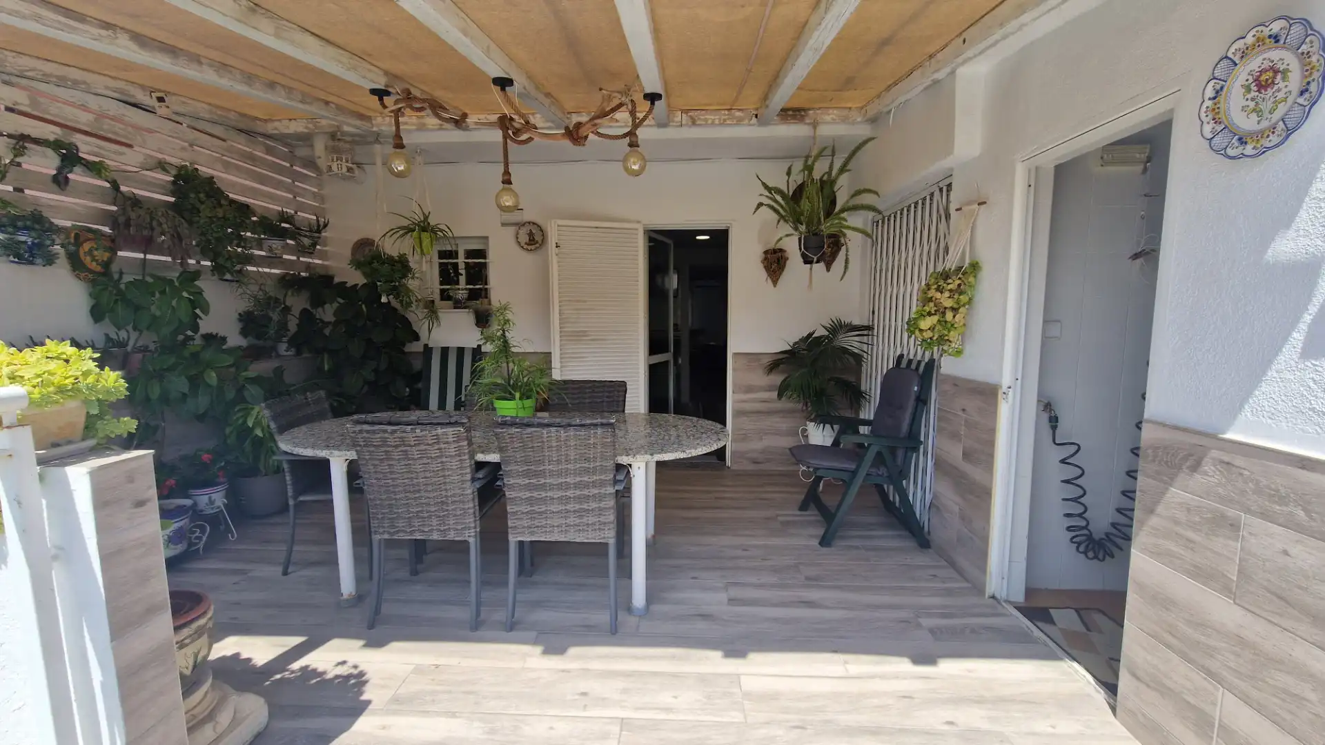 Terraza de Casa adosada en venta en Pineda de Mar con Aire acondicionado, Calefacción y Jardín privado