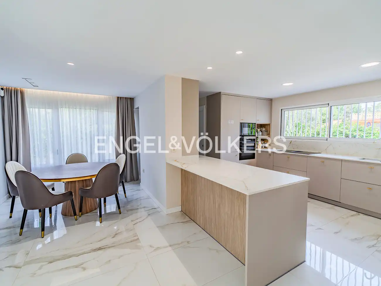 Villa mit Pool zum Verkauf in Carrer Font de Bugaya, imagen 16