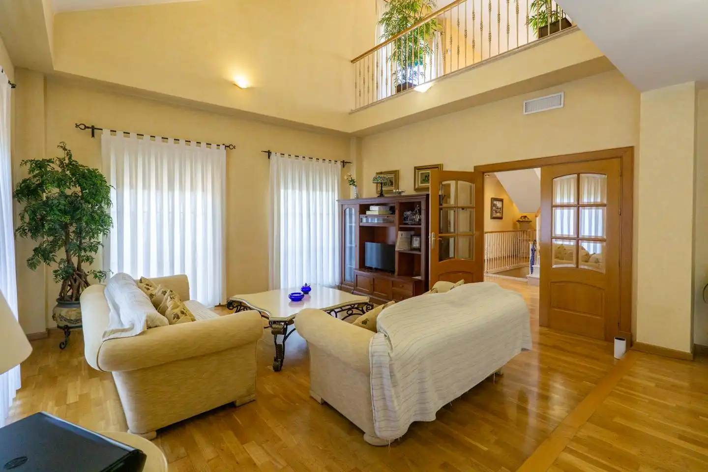Sala de estar de Casa o chalet en venta en Cox con Aire acondicionado, Jardín privado y Parquet