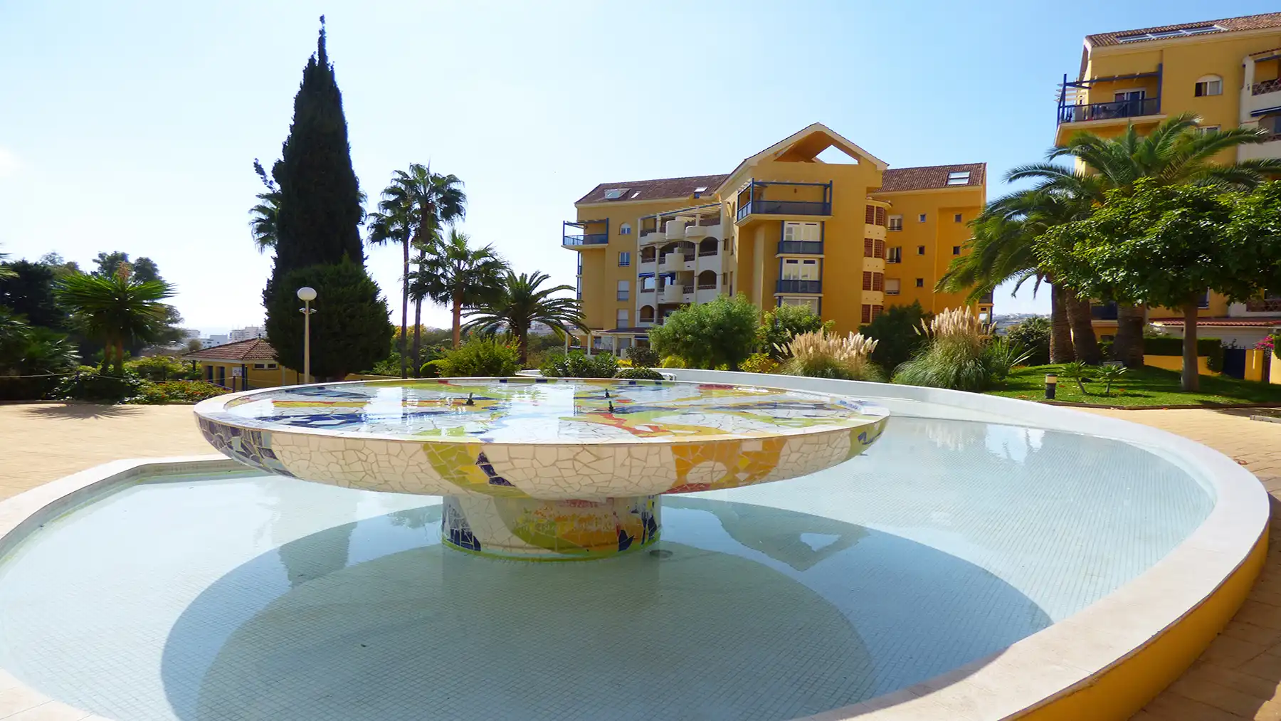 Jardín de Piso en venta en Benalmádena con Aire acondicionado, Terraza y Trastero