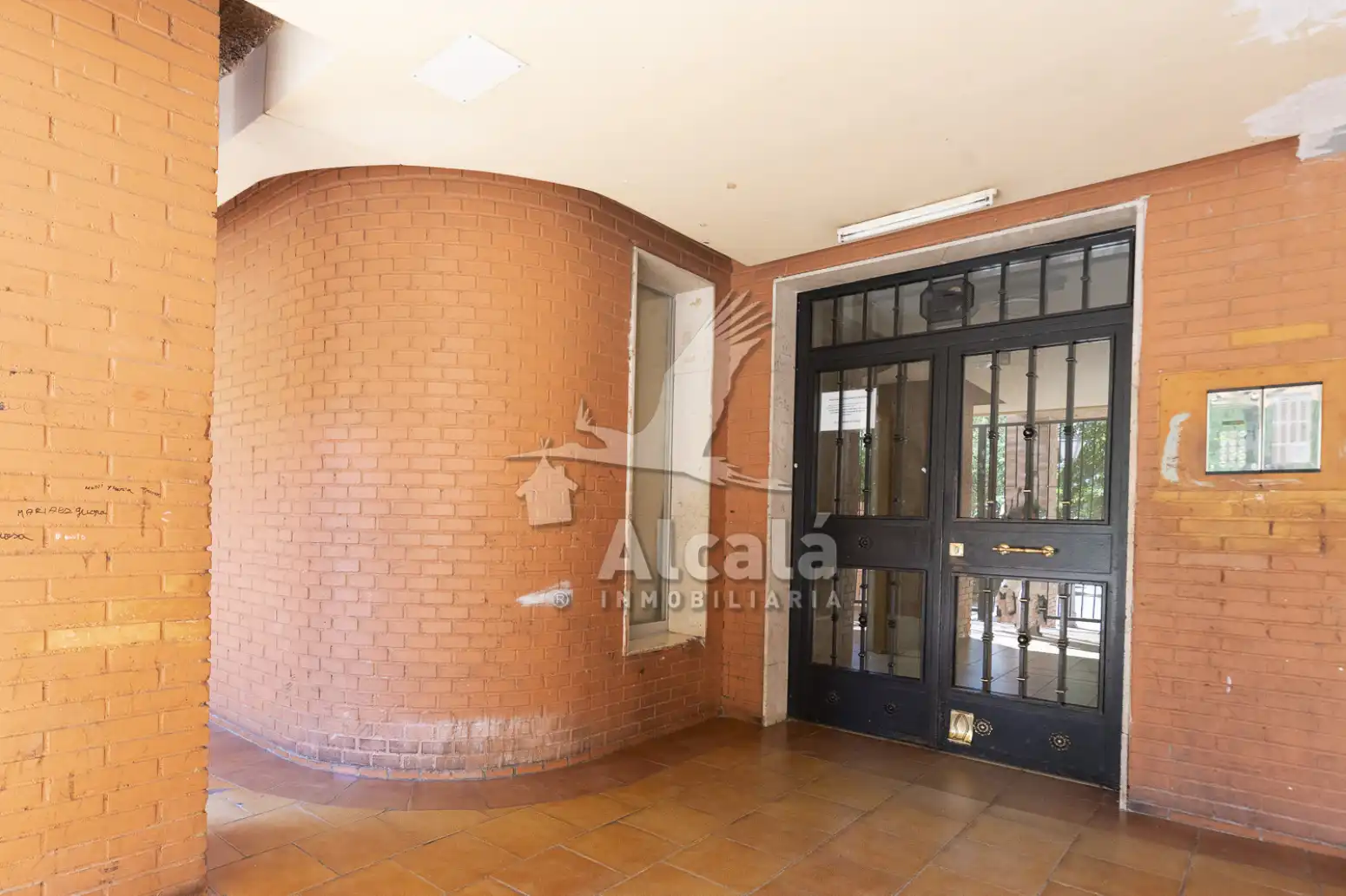 Piso en venta en Madrid con Calefacción y Terraza