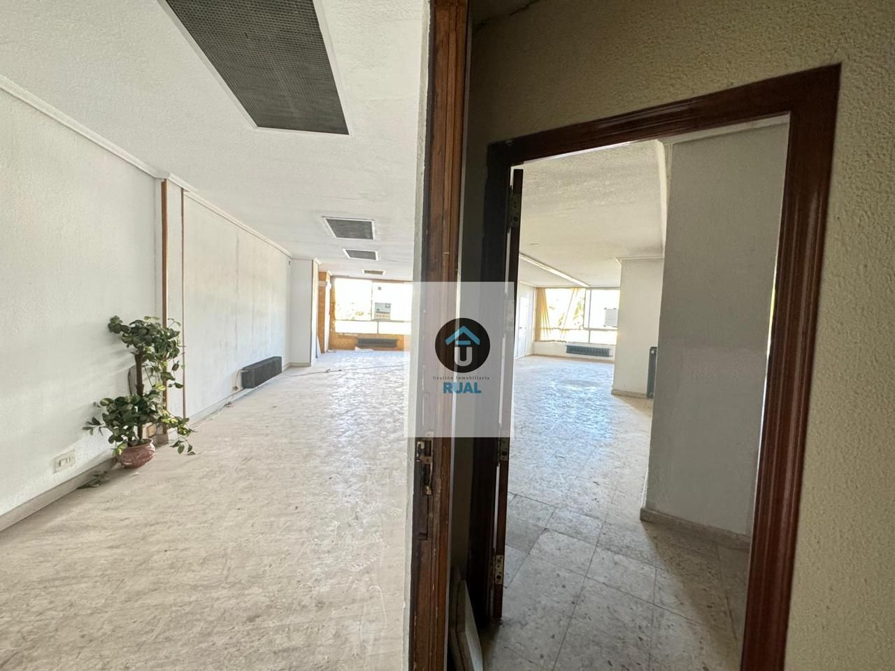 Office for sale in Del Cañillo, Casco Antiguo