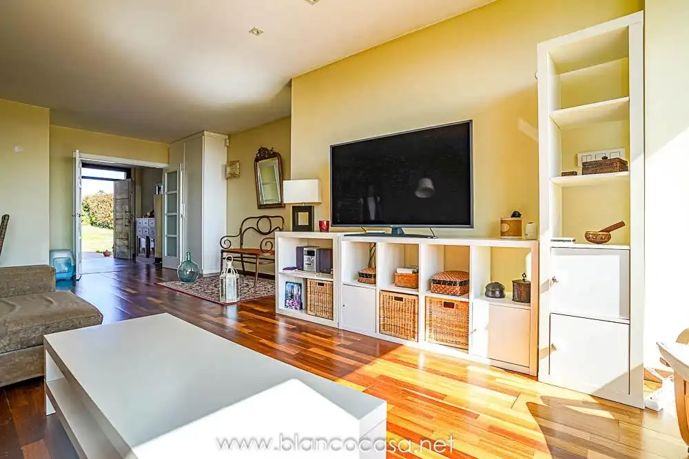 Living room of Houses for sale in Carballo  with Heating, Private garden and Storage room