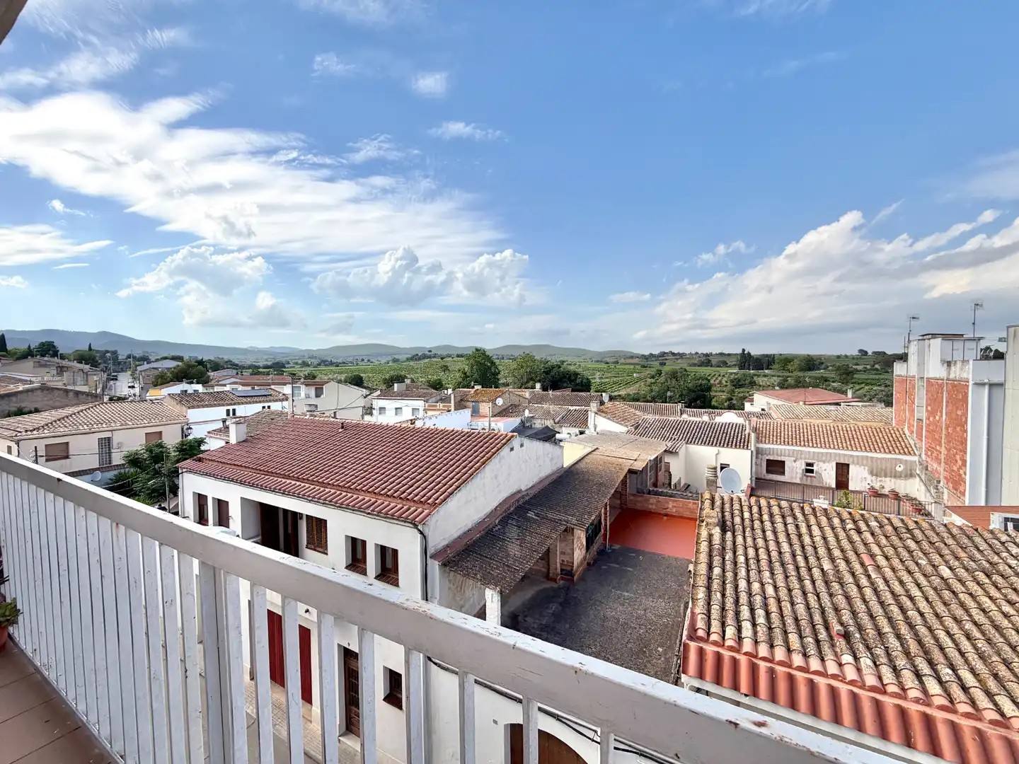 Exterior view of Flat for sale in Castellví de la Marca  with Air Conditioner, Furnished and Balcony