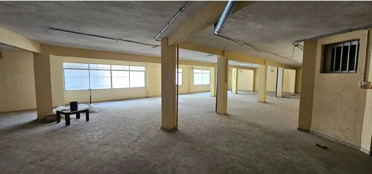 Local comercial en venda a Sargento Vaillo, imagen 2