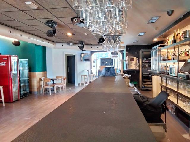 Local comercial en Alquiler en Begoña