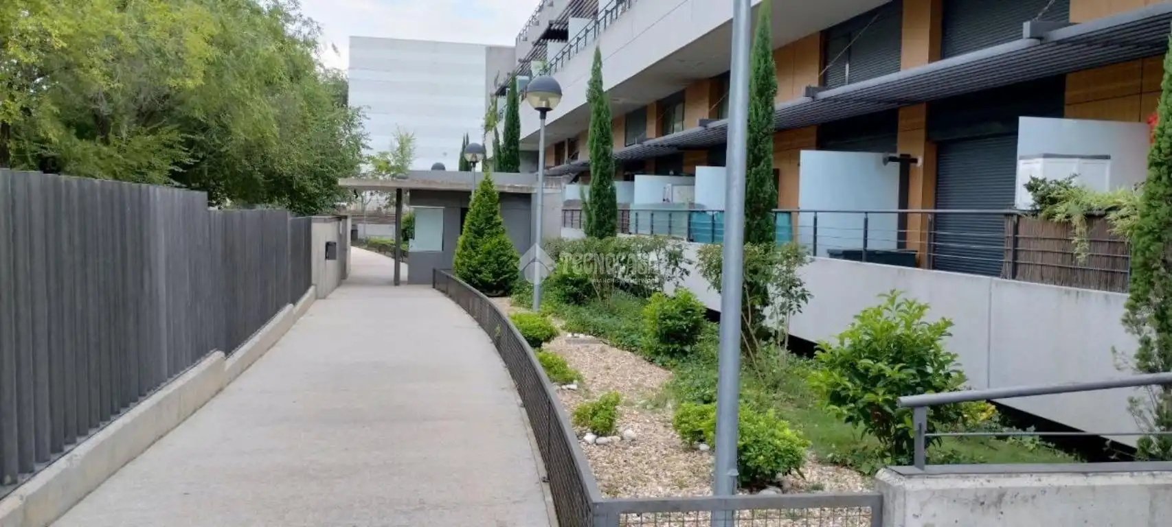 Vista exterior de Pis en venda en Tres Cantos amb Aire condicionat, Calefacció i Piscina comunitària