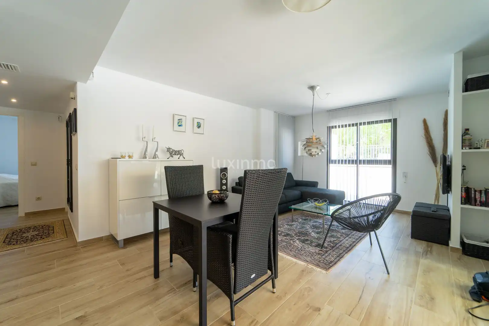 Sala de estar de Planta baja en venta en Calpe / Calp con Aire acondicionado, Jardín privado y Terraza