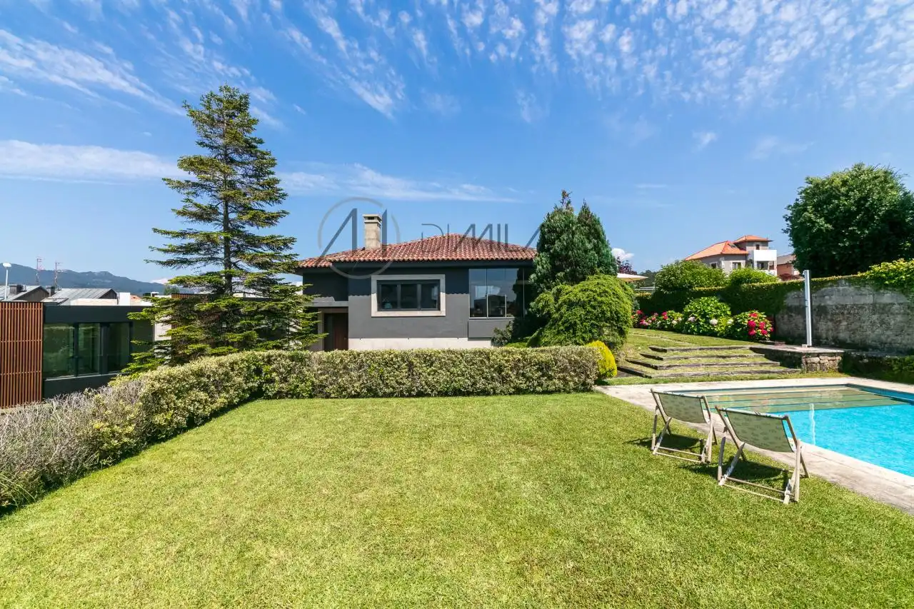 Villa avec piscine à vendre à Nigrán centro, imagen 4