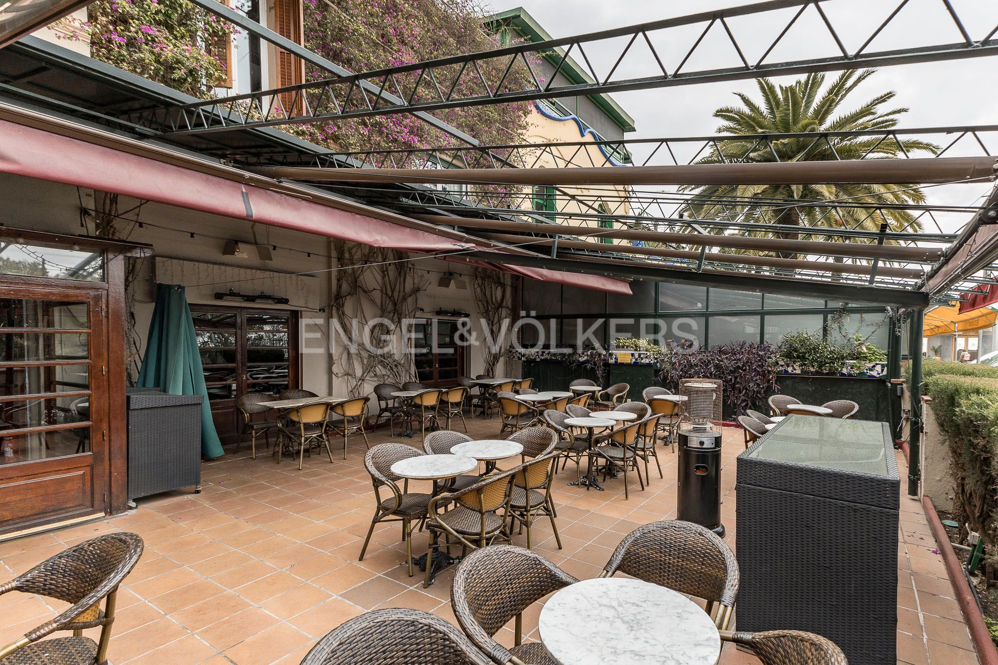 Terrassa de Edifici en venda en  Barcelona Capital