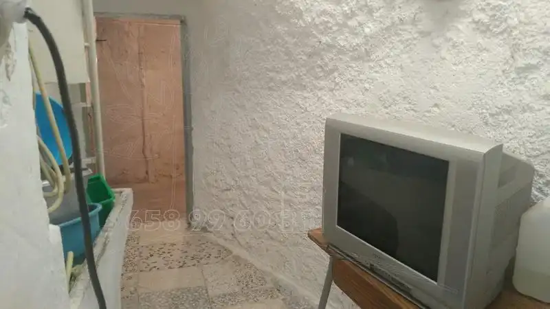 Finca rústica en venda en Baza amb Jardí privat, Terrassa i Traster