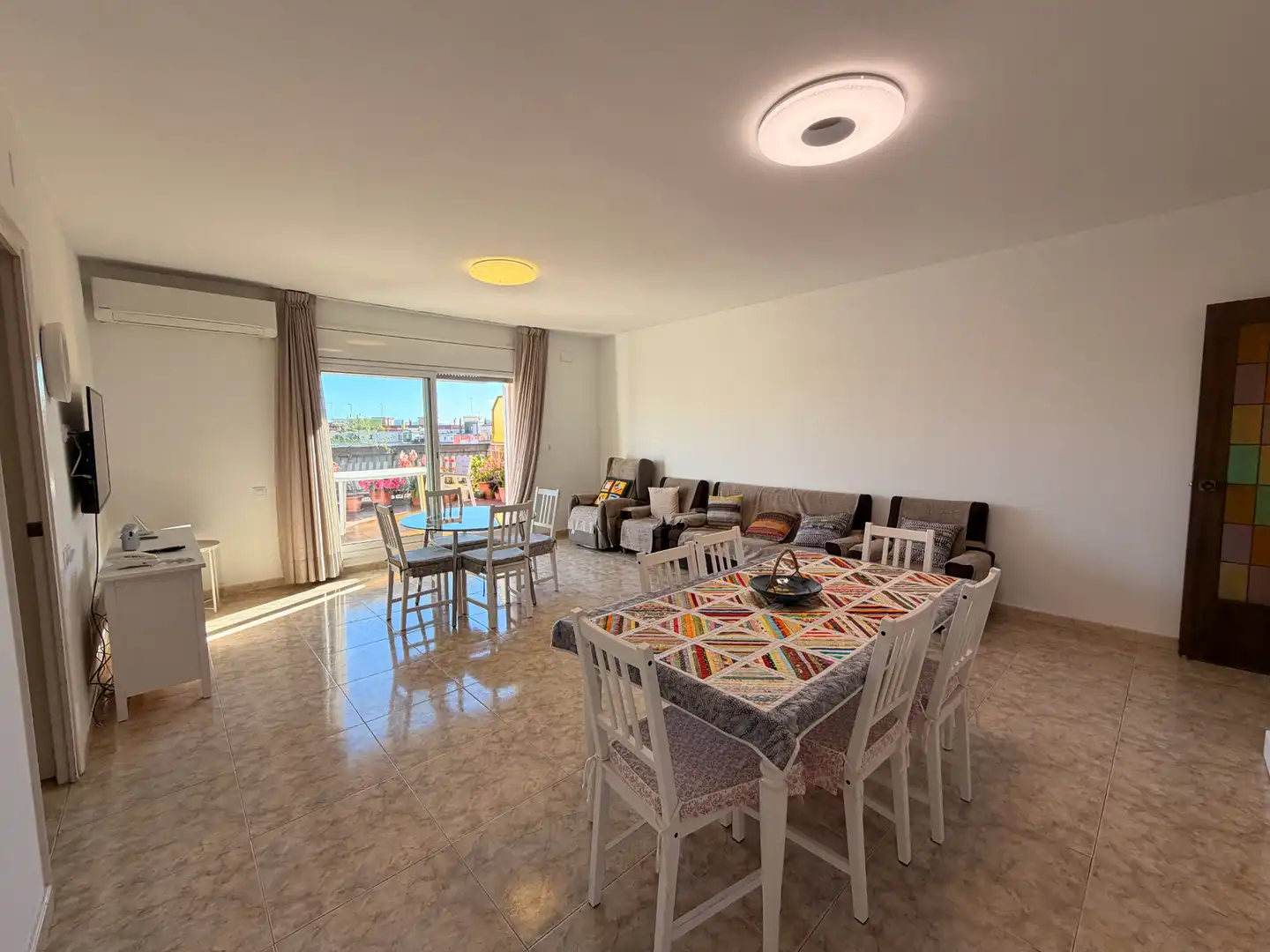 Comedor de Ático para compartir en Rubí con Aire acondicionado, Calefacción y Terraza