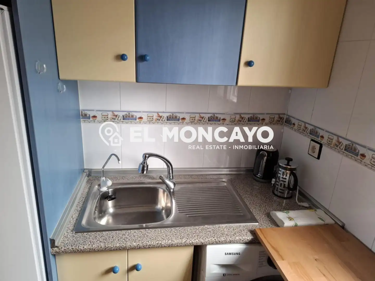 Cuina de Casa o xalet en venda en Orihuela amb Aire condicionat, Calefacció i Jardí privat