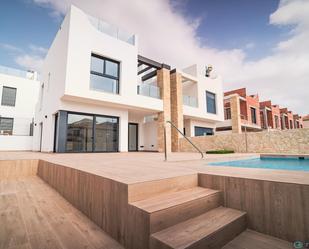 Exterior view of House or chalet for sale in Orihuela