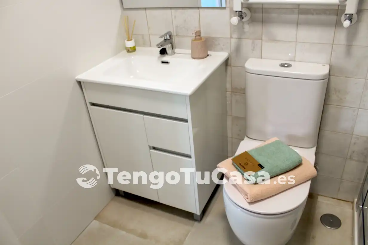 Baño de Piso en venta en Madrid con Aire acondicionado, Calefacción y Terraza