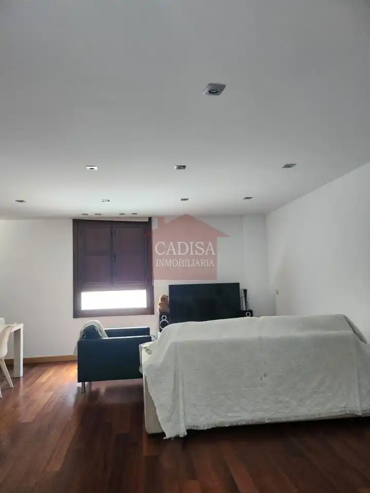 Living room of Apartments for rent in Salamanca  with Heating and Furnished