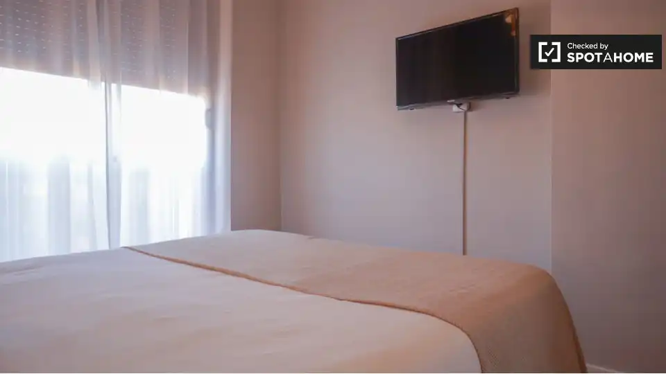 Habitación de Piso de alquiler en Madrid con Aire acondicionado, Calefacción y Amueblado