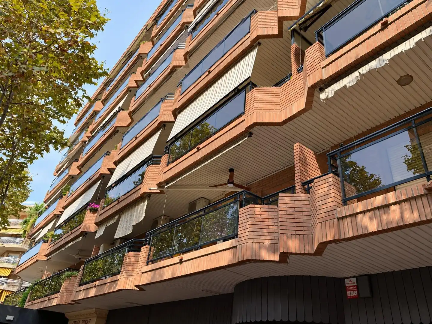 Apartment with pool for sale in Centre