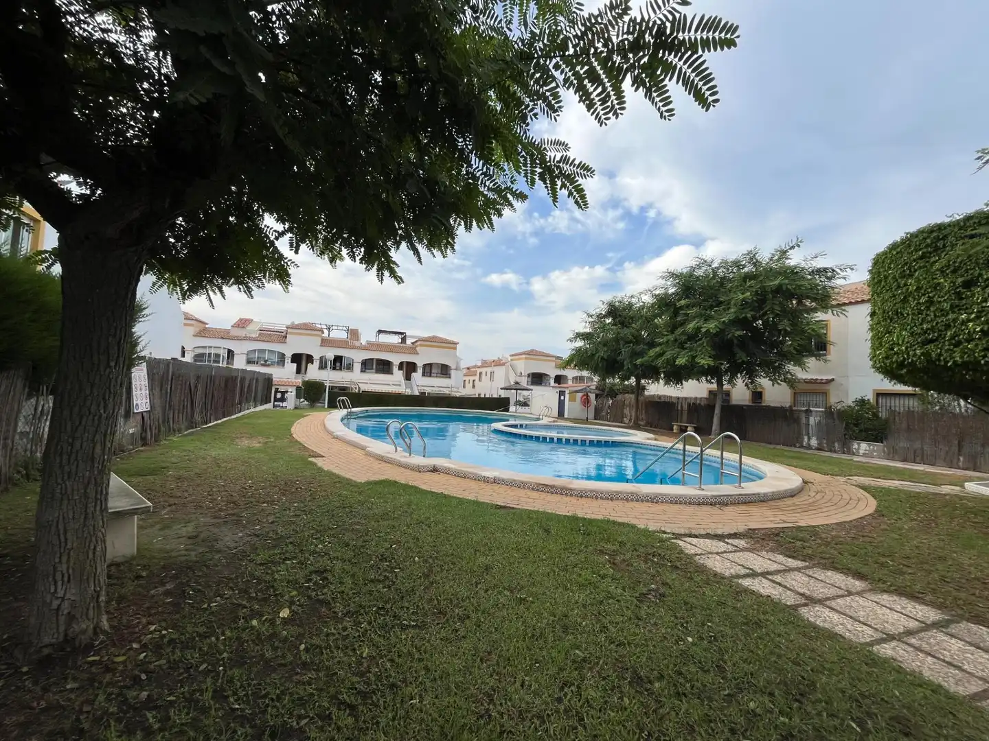 Bungalow amb piscina en venda a Avenida Avenida Escandinavia 72, imagen 28