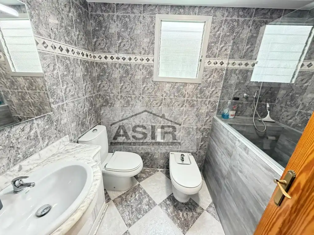 Bathroom of Flat for sale in Alzira  with Terrace