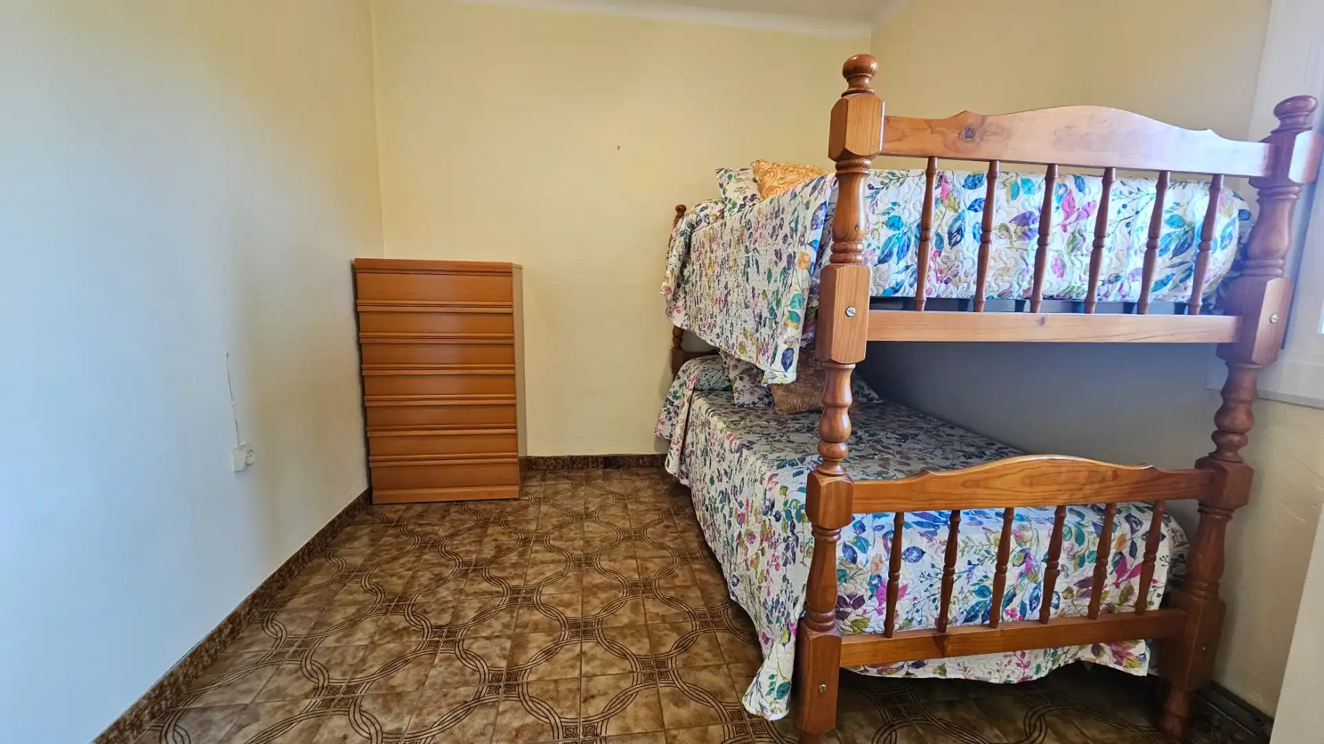 Schlafzimmer von Wohnung zum Verkauf in Sabadell mit Klimaanlage, Heizung und Balkon