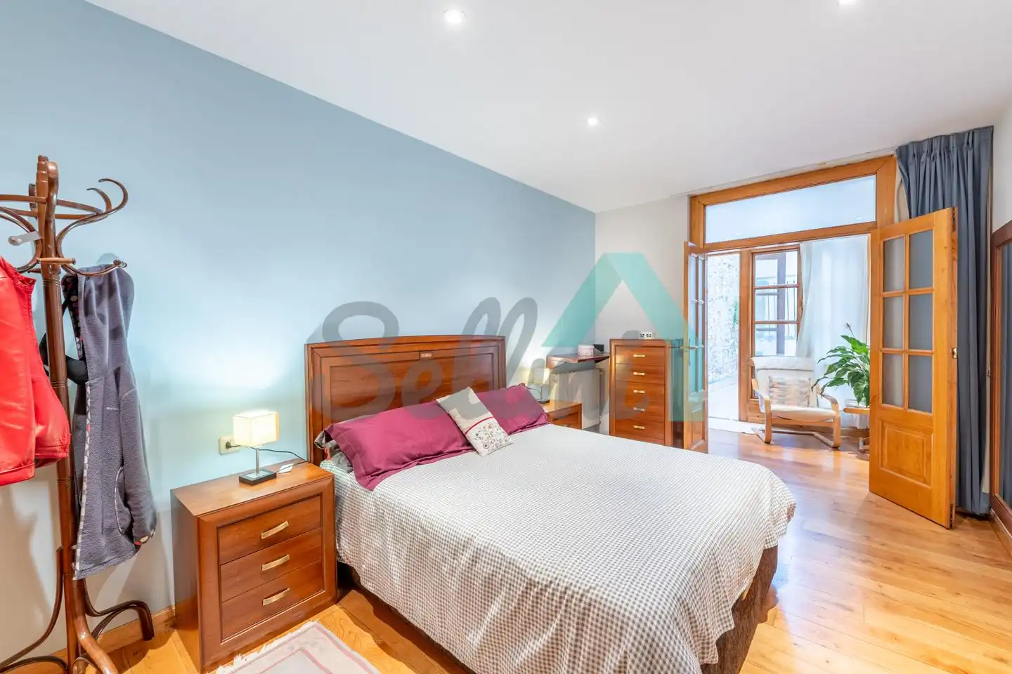 Bedroom of Flat for sale in Oviedo   with Heating, Parquet flooring and Terrace