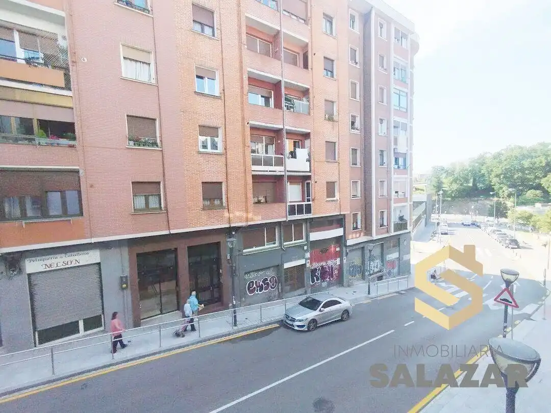 Exterior view of Flat for sale in Bilbao   with Heating, Terrace and Balcony