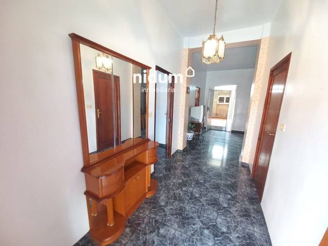 Casa-chalet en Venta en Manuel