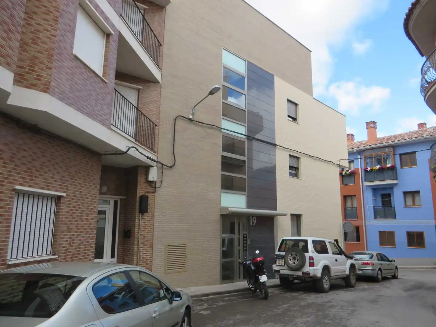 Außenansicht von Garage zum Verkauf in Teruel