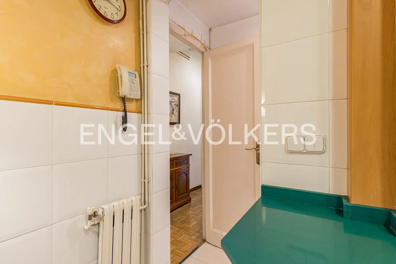 Flat for sale in Barcelona  with Heating and Parquet flooring