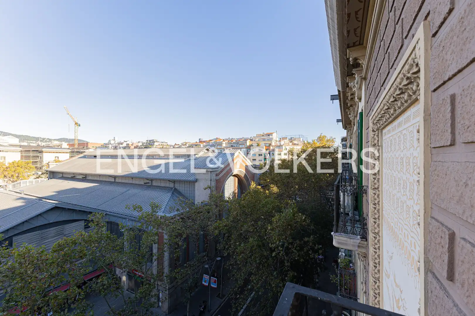 Vista exterior de Piso en venta en Eixample