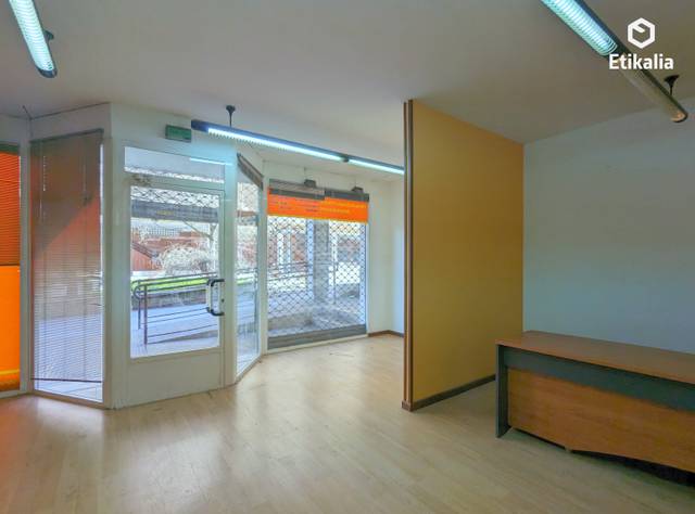 Local comercial en Alquiler en Palencia en Santiago - Arana