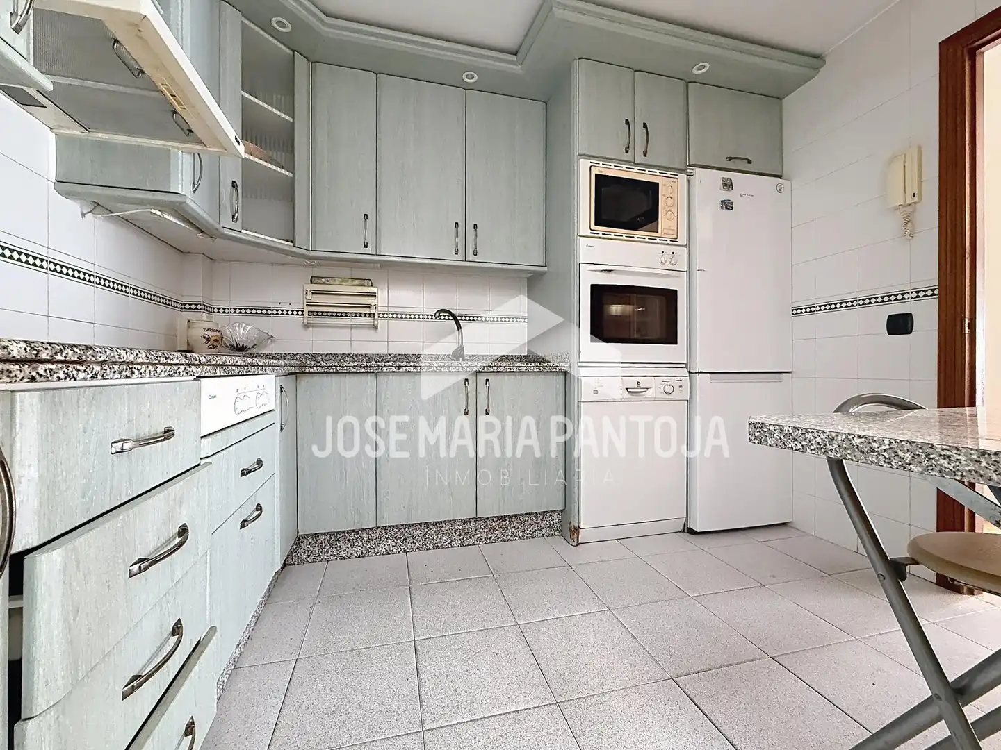 Cocina de Casa adosada en venta en Jerez de la Frontera con Aire acondicionado