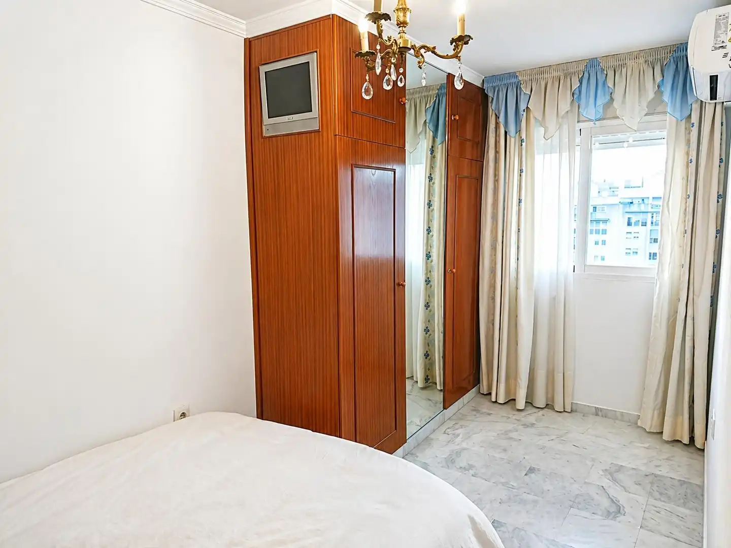 Dormitori de Apartament en venda en Marbella amb Aire condicionat, Terrassa i Traster