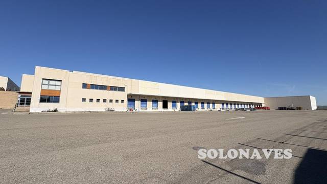 Nave industrial en Alquiler en La Muela