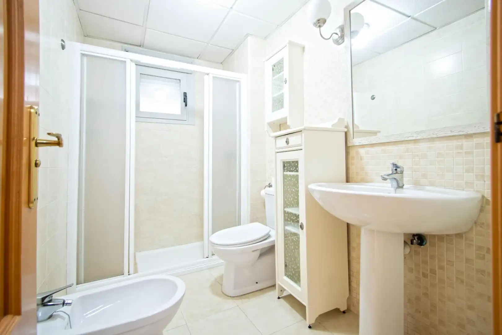 Badezimmer von Wohnung zum Verkauf in Macarena