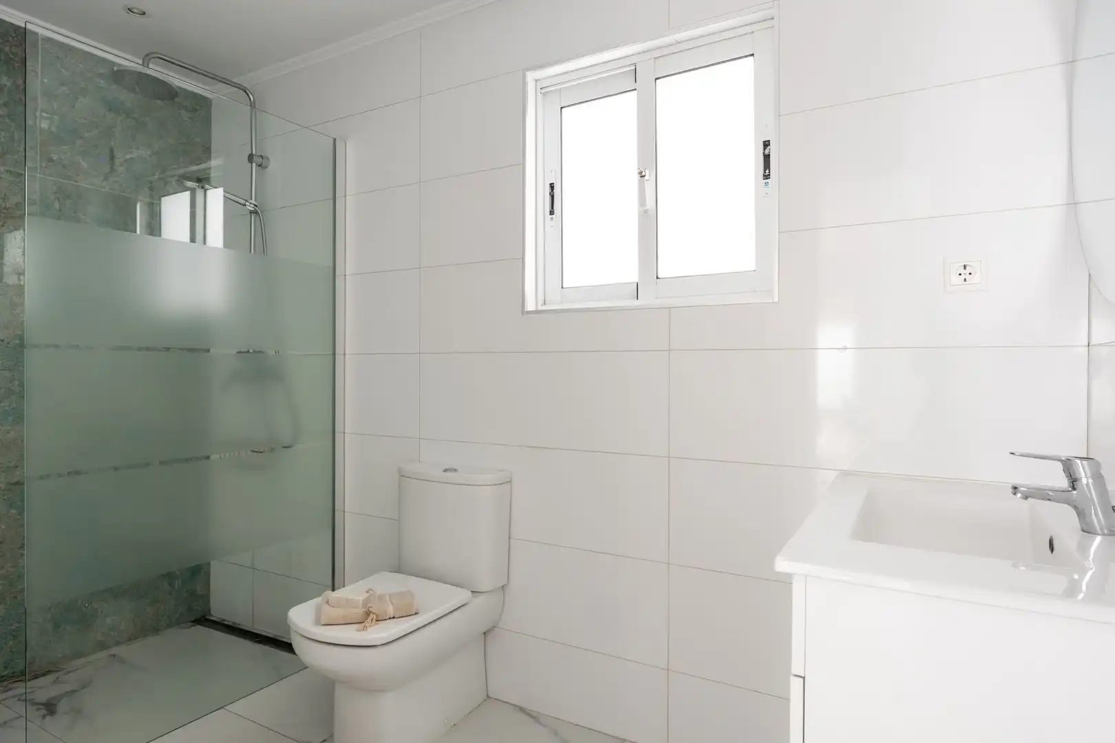House for sale in El Faro de Calaburra - Chaparral, imagen 31