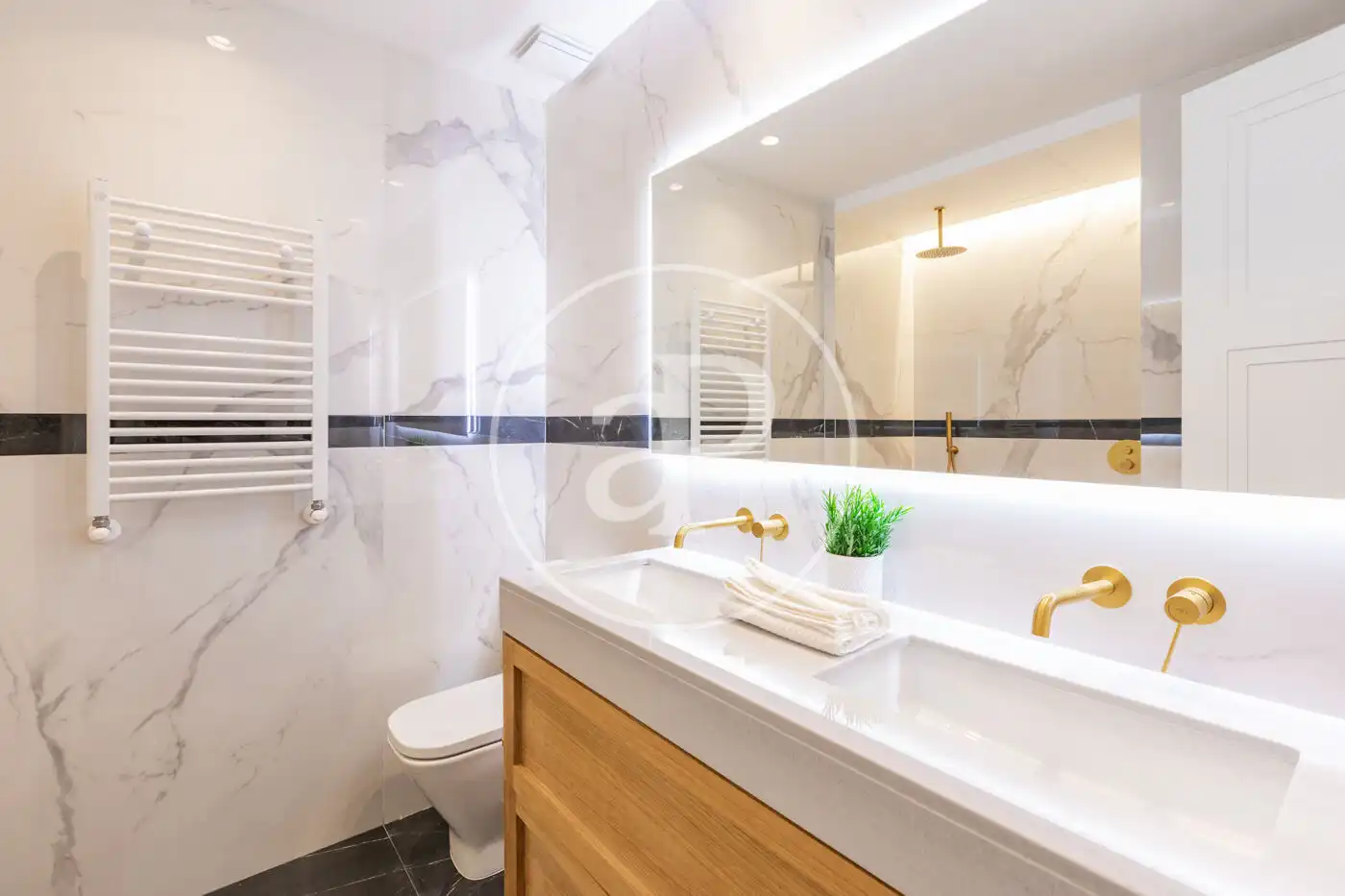 Baño de Piso en venta en Madrid con Aire acondicionado, Calefacción y Terraza
