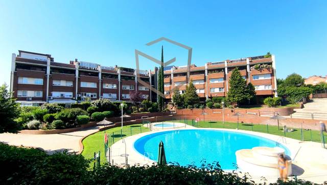 Piso en Alquiler en Grecia en Avenida Europa